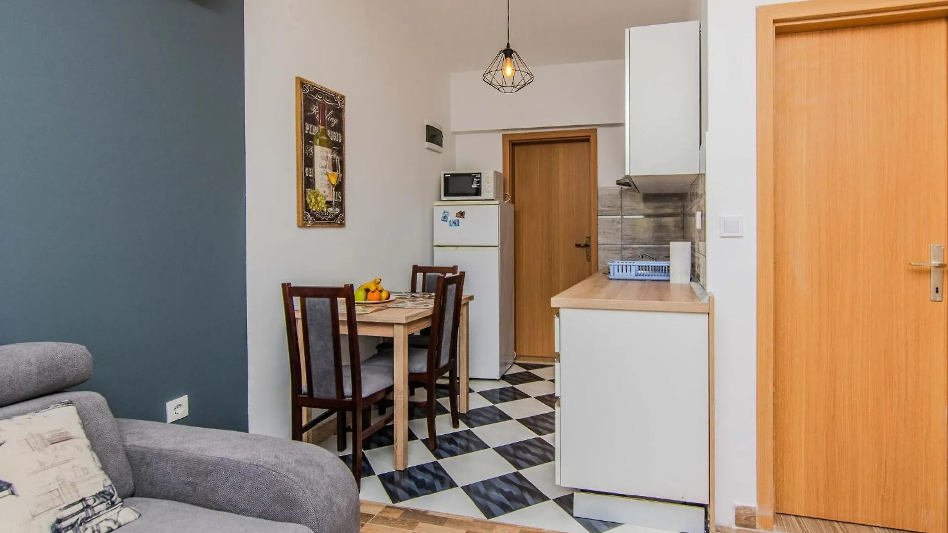 Awesome Apartment In Vir With Wifi